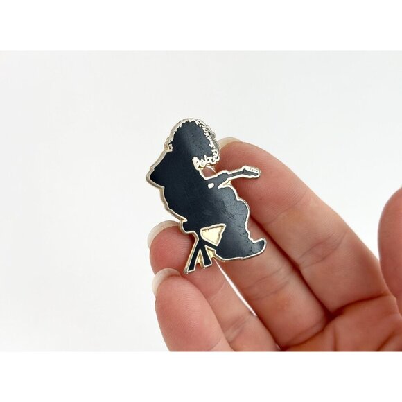 Guitarist Silver & Black Vintage Seated "I got my way and you got yours" Pin - Picture 5 of 9